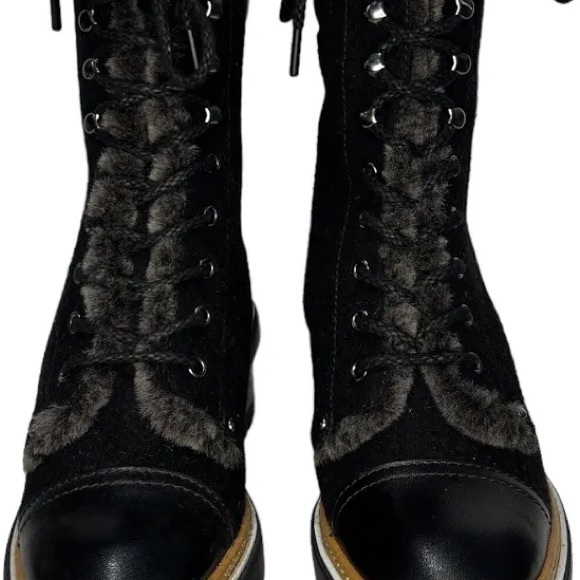 Tory Burch Black Leather Shearling Miller Lug Sole Ankle Booties - 9.5 - Picture 5 of 9